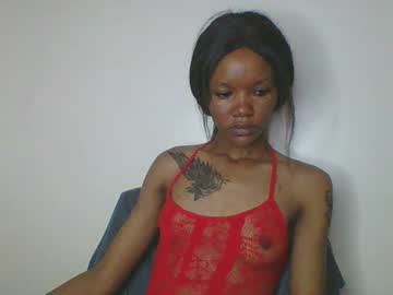 See Messyluna online Now @ fap.tw