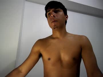 See Michaelhotbbc online Now @ fap.tw