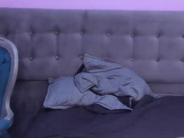 See Miilky__ online Now @ fap.tw