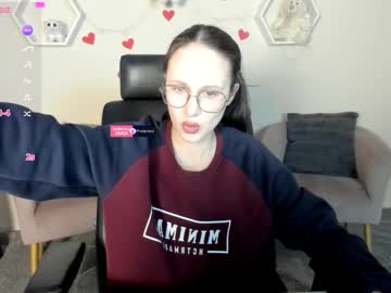 See Mona_cloud online Now @ fap.tw