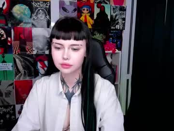 See Morana_batt online Now @ fap.tw