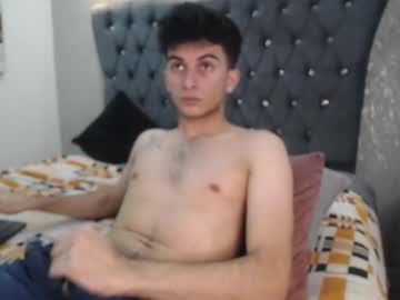 See Mr_williseo online Now @ fap.tw