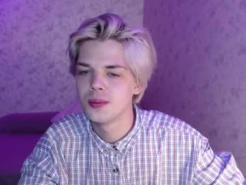See Mrleopardick online Now @ fap.tw