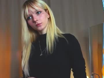 See Nannetteterrill online Now @ fap.tw