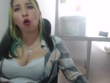 See Natsuki_09 online Now @ fap.tw