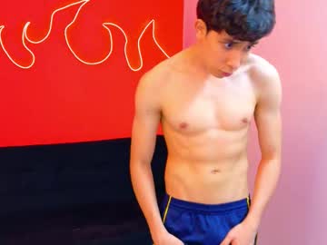 See Neo_twink online Now @ fap.tw