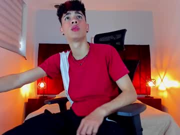 See Neoraptis online Now @ fap.tw
