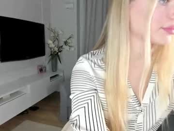 See Nicole_blueberry online Now @ fap.tw