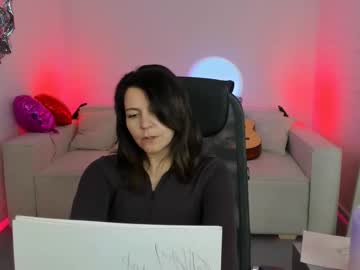 See Nicolehits online Now @ fap.tw