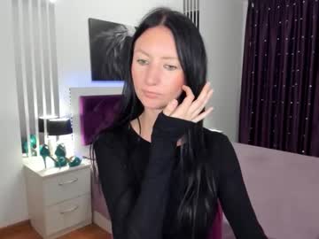 See Nikalewis online Now @ fap.tw