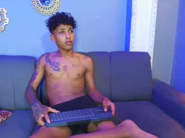 See Noah_smith77 online Now @ fap.tw