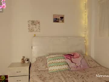 See Norma_jeaane online Now @ fap.tw