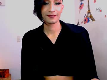 See Novanyx11 online Now @ fap.tw