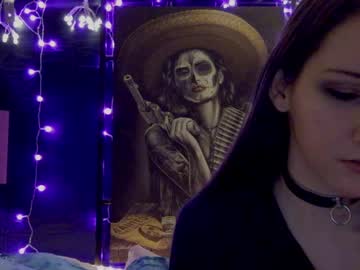 See Nyla_krush online Now @ fap.tw