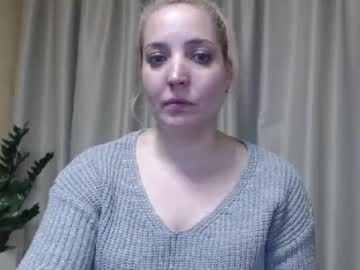 See Ohsweetmari online Now @ fap.tw