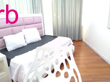 See Oliviawatson_ online Now @ fap.tw