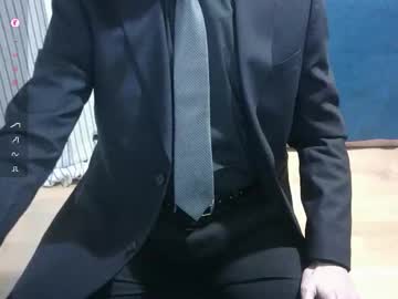 See Omar87ram online Now @ fap.tw