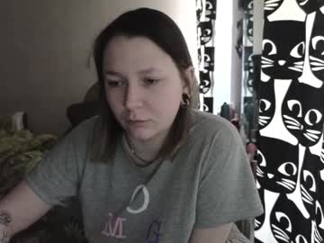 See Ozalin online Now @ fap.tw