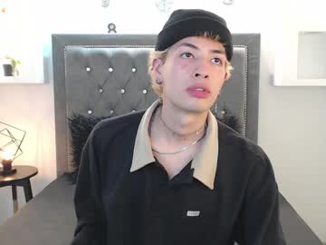 See Ozorio_dany online Now @ fap.tw