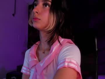 See Parisfox_ online Now @ fap.tw