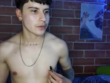 See Pauldamico online Now @ fap.tw