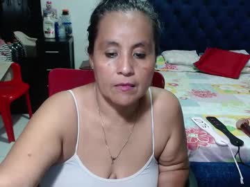 See Pervert_mommy_x online Now @ fap.tw