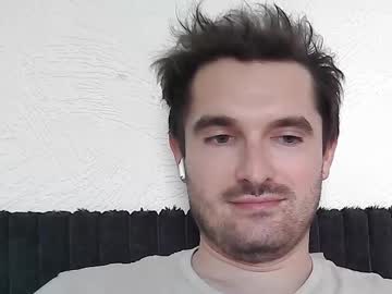 See Philborison online Now @ fap.tw