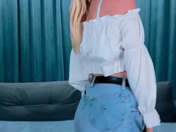 See Phyllisprice online Now @ fap.tw