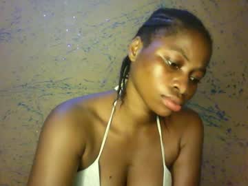 See Prettyxxpac online Now @ fap.tw