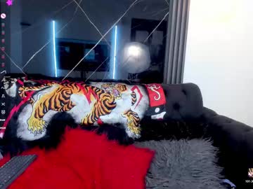 See Psychodoll_11 online Now @ fap.tw