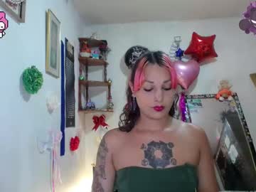 See Purplekattlyn online Now @ fap.tw