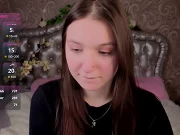 See Raven_crowe online Now @ fap.tw