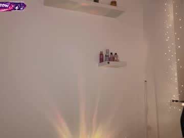 See Renmeow online Now @ fap.tw