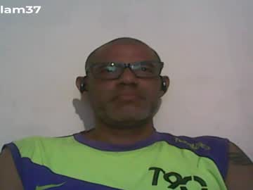 See Retlam37 online Now @ fap.tw