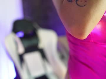 See Roma_hells online Now @ fap.tw