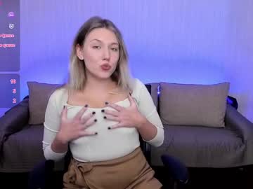 See Rose_brooks online Now @ fap.tw