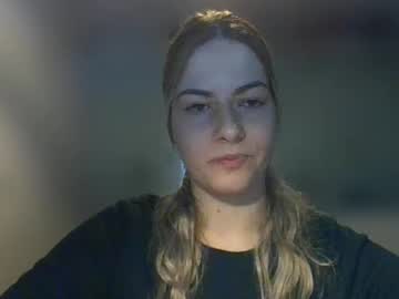 See Rosie_june online Now @ fap.tw