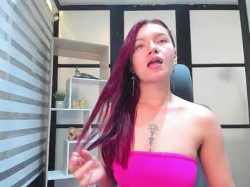 See Roxanaborns online Now @ fap.tw