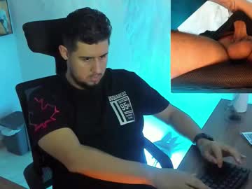 See Ryan_evannss online Now @ fap.tw