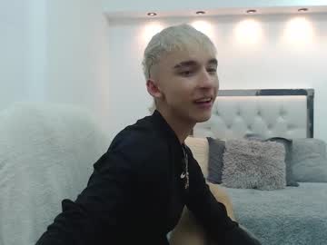 See Ryan_turner31 online Now @ fap.tw