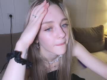 See Sailormoon666_ online Now @ fap.tw