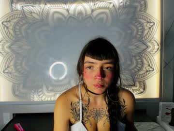 See Samanthaa_smitth online Now @ fap.tw