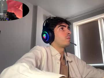 See Samiliken online Now @ fap.tw