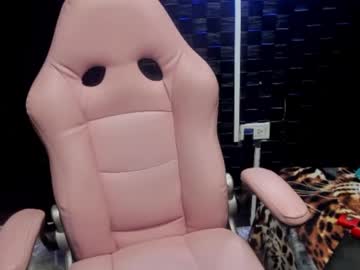 See Sara_hot_2 online Now @ fap.tw