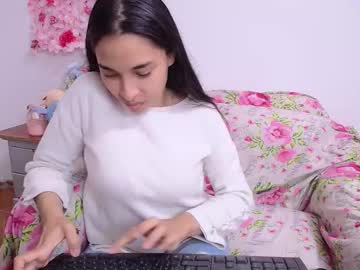 See Sarahajhoness online Now @ fap.tw
