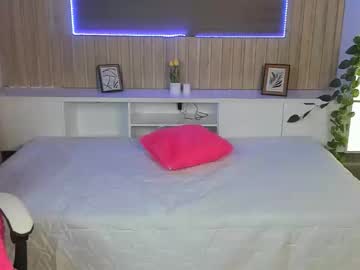 See Scarlet_s_ online Now @ fap.tw