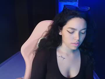 See Scarlett_velvet_ online Now @ fap.tw