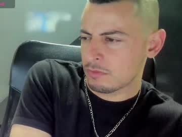 See Scotty_music online Now @ fap.tw