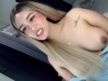 See Secret_lover22 online Now @ fap.tw