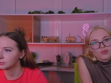 See Sendi_cais online Now @ fap.tw